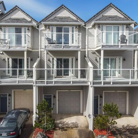 Rockaway Beach Vibes,Waterfront Oceanfront Rockaway Beach House Near Downtown,Wifi, Washer Dryer Exterior photo