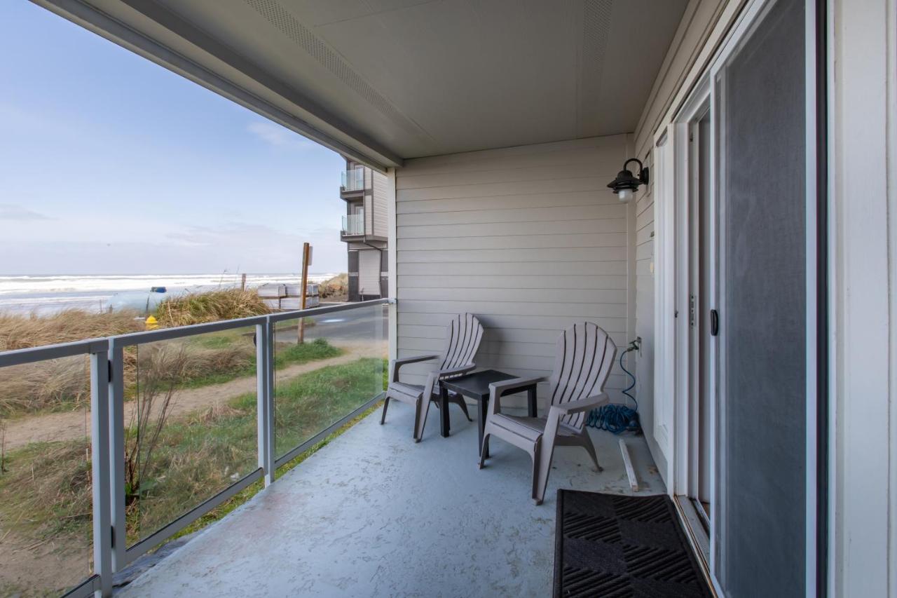 Rockaway Beach Vibes,Waterfront Oceanfront Rockaway Beach House Near Downtown,Wifi, Washer Dryer Exterior photo