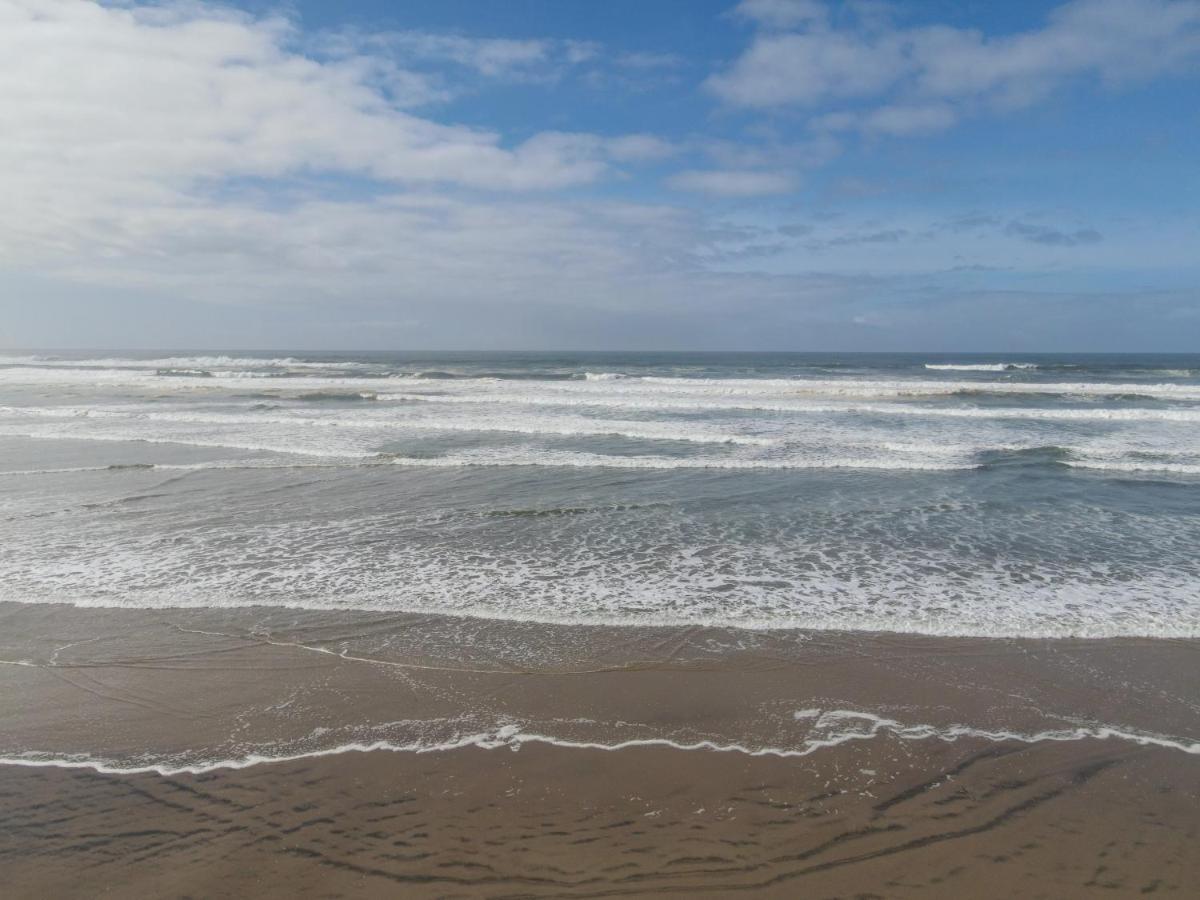 Rockaway Beach Vibes,Waterfront Oceanfront Rockaway Beach House Near Downtown,Wifi, Washer Dryer Exterior photo